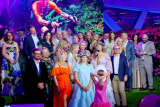Pomaganie Buduje 2026. Jak polskie budownictwo zamienia relacje i sportową rywalizację w realną pomoc?