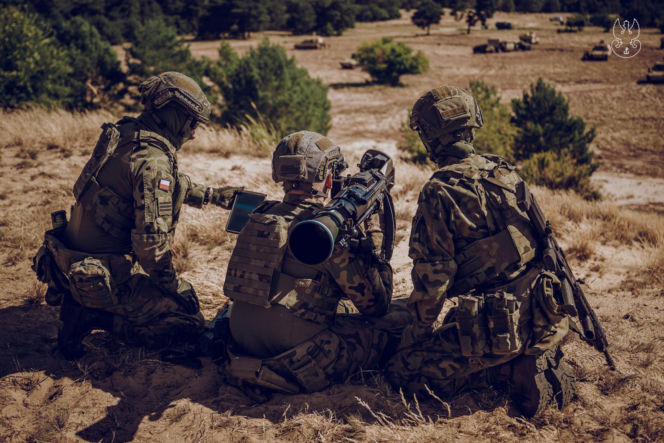 Granatniki przeciwpancerne Carl-Gustaf w akcji. „Celne jak Stefan Czarniecki”