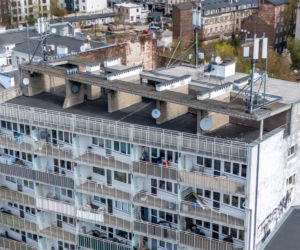 Blok przy Targowej 42 w Warszawie