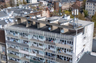 Mieszkania dwupokojowe i kawalerki królują w Polsce. Zaskakujące dane o kupujących