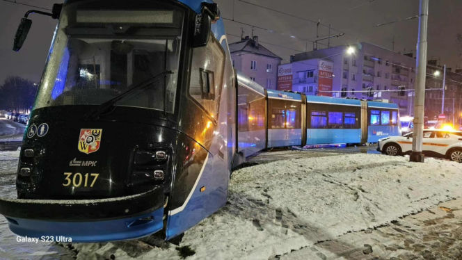 Wrocław. Pościg i wypadek z udziałem tramwaju