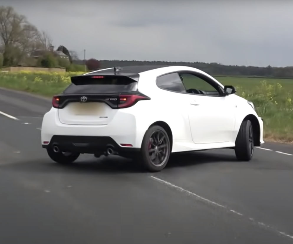 Wyleciał z drogi Toyotą GR Yaris
