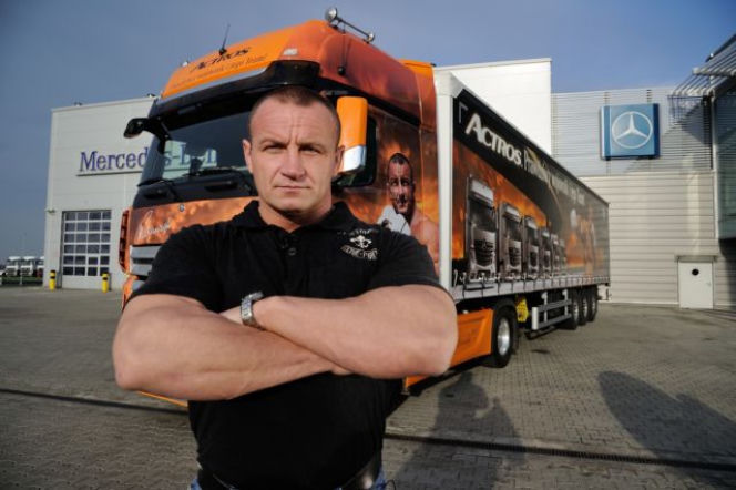 Mariusz Pudzianowski ma firmę transportową