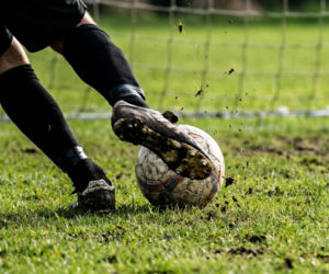 Widzew Łódź rozbija rywala w pierwszym sparingu. Zobacz kto skradł show