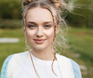 To jedno z najrzadziej nadawanych imion w Polsce. Oznacza tę, której sprzyja los