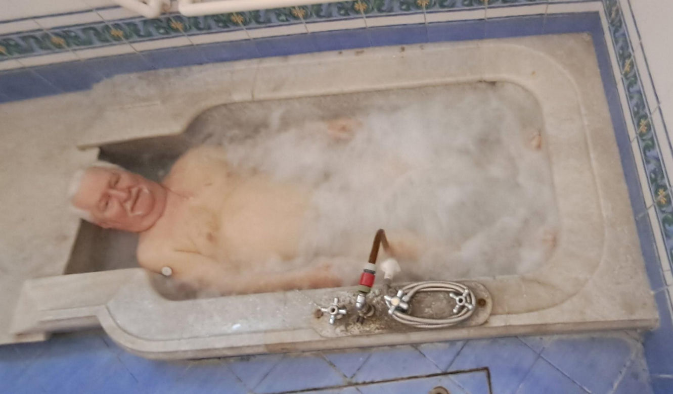 Lech Wałęsa kuruje się w Lądku-Zdroju