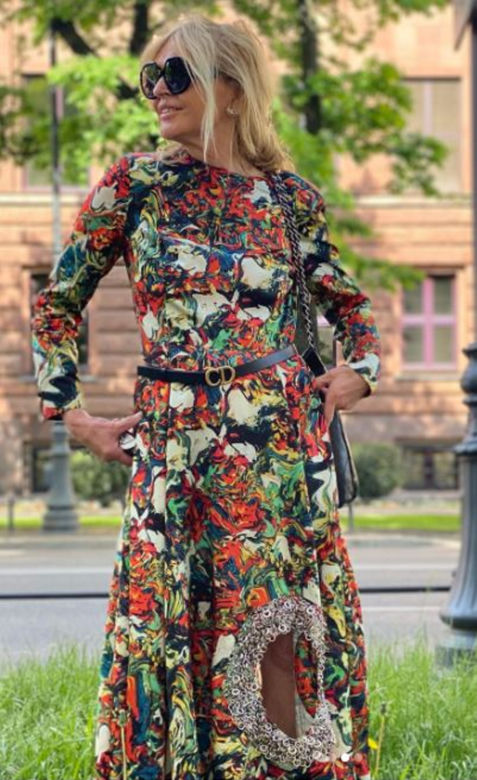 Monika Olejnik źle założyła sukienkę