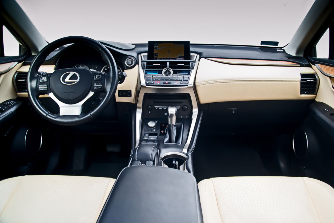 Lexus NX200t Prestige AWD