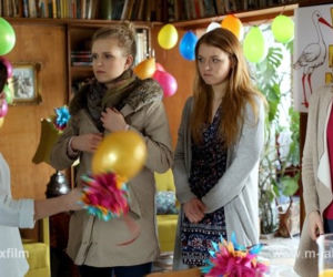 M jak miłość odc. 1144. Ula Mostowiak (Iga Krefft), Natalka (Marcjanna Lelek), Kinga (Katarzyna Cichopek), Anna (Tamara Arciuch)