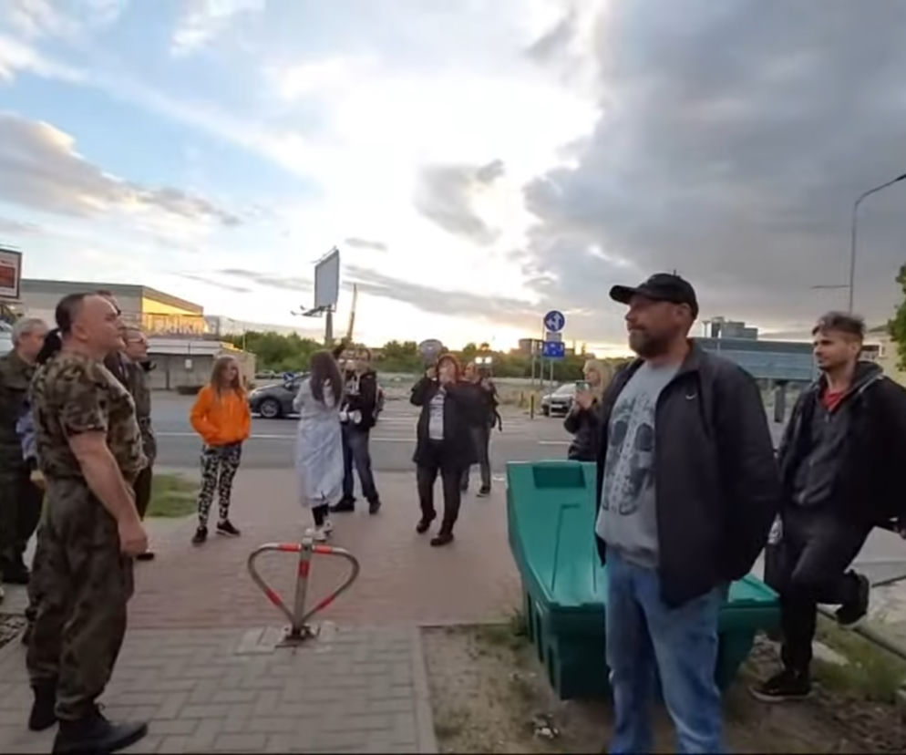 Manifestacja pod domem Jaśkowiaka
