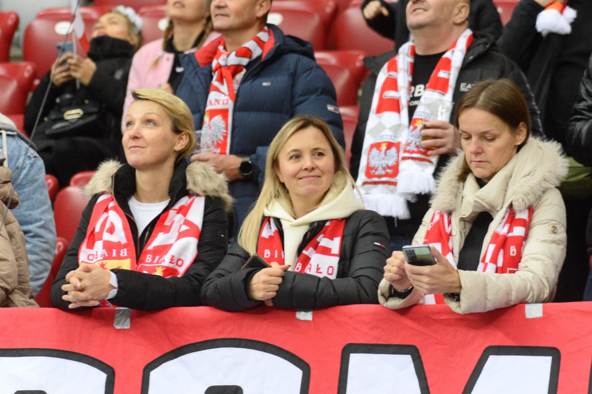 Tłumy na PGE Narodowym w Warszawie! Tak kibicowaliście podczas meczu Polska - Holandia
