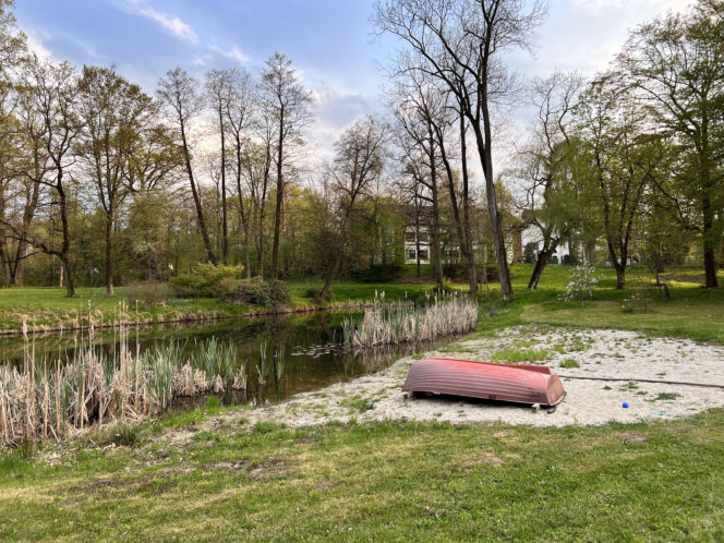Jedno z najpiękniejszych miast w Małopolsce leży obok Krakowa. Zachwyca zabytkowym dworem