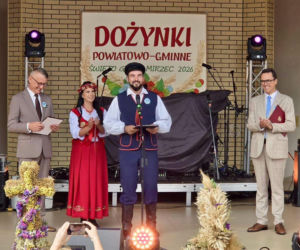 Dożynki 2026. Niezwykły korowód i wieńce pełne symboli. Powiat starachowicki podziękował za plony