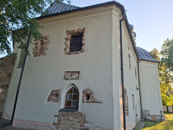 Momina. Wieś w woj. świętokrzyskim