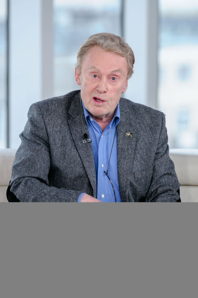 DANIEL OLBRYCHSKI