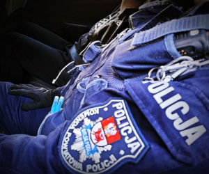 Wszczynał awantury, bił i groził śmiercią. 38-latek znęcał się nad 86-letnią babcią