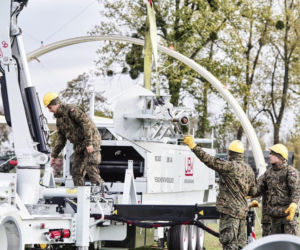 Wojsko Polskie stawia na Ultimate Building Machine. Błyskawiczna budowa hangarów i magazynów staje się faktem