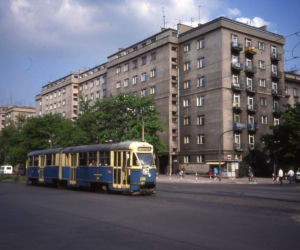 Tramwaj linii 25 w Nowej Hucie