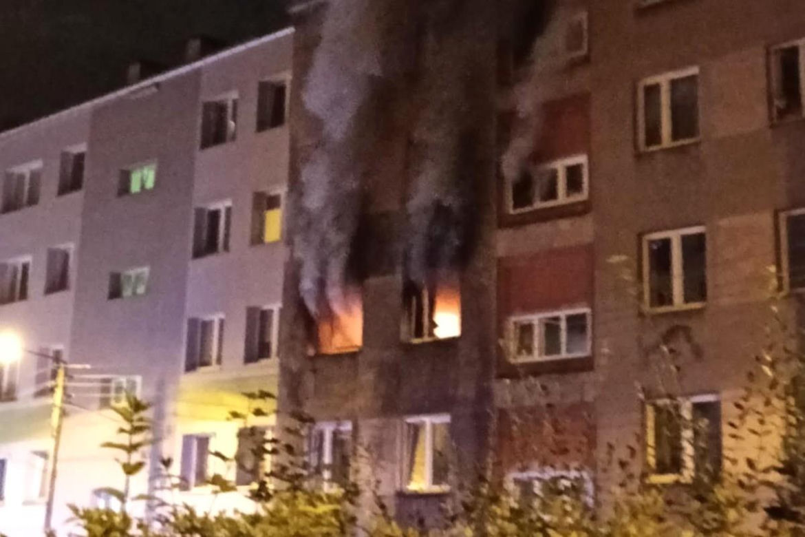 Bohaterski policjant uratował 17 ludzi z ognia! Dziś potrzebuje pomocy