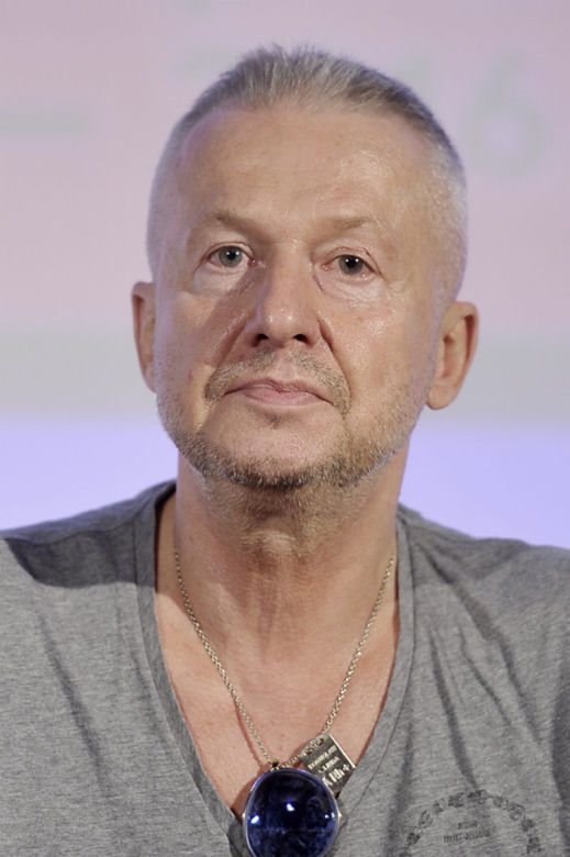 Linda. Poszedł pod nóż