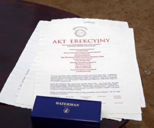 Akt erekcyjny 