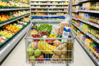 Które sklepy mogą być otwarte w majówkę 2026?