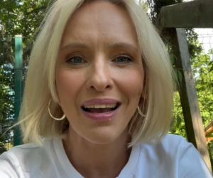 M jak miłość po wakacjach. Dorota (Iwona Rejzner) na planie