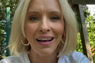 M jak miłość po wakacjach. Dorota (Iwona Rejzner) na planie