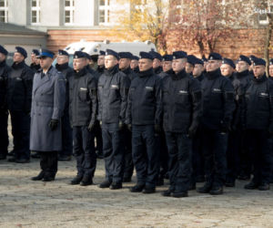 Nowi policjanci w śląskim garnizonie. Złożyli ślubowanie