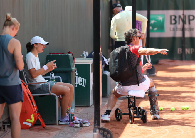 Iga Świątek na ostatnim treningu przez III rundą Roland Garros