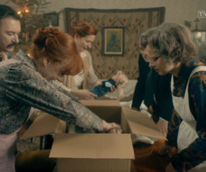 Stulecie Winnych 4 odcinek 42 (odc. 3). Mania (Magdalena Walach), Andzia (Barbara Wypych), Jerzyk (Andrzej Andrzejewski), 