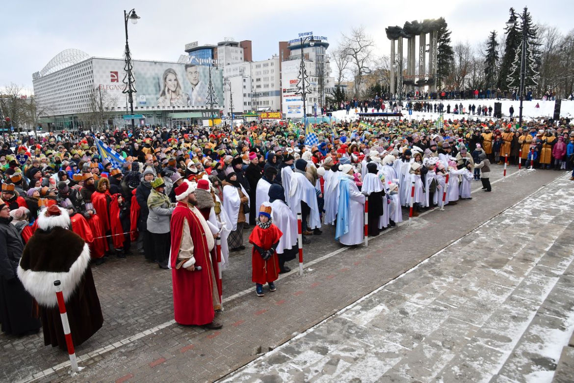 Orszak Trzech Króli w Białymstoku 2019. Tłumy przeszły ulicami miasta