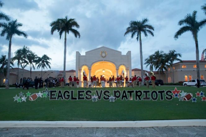 Rezydencja w Palm Beach nazywana jest "Zimowym Białem Domem"