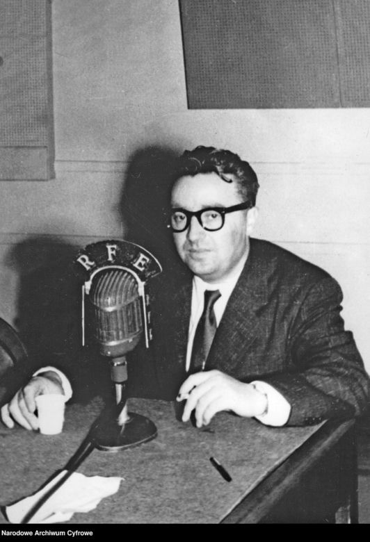 Józef Światło w rozgłośni Radia Wolna Europa, 1954. 