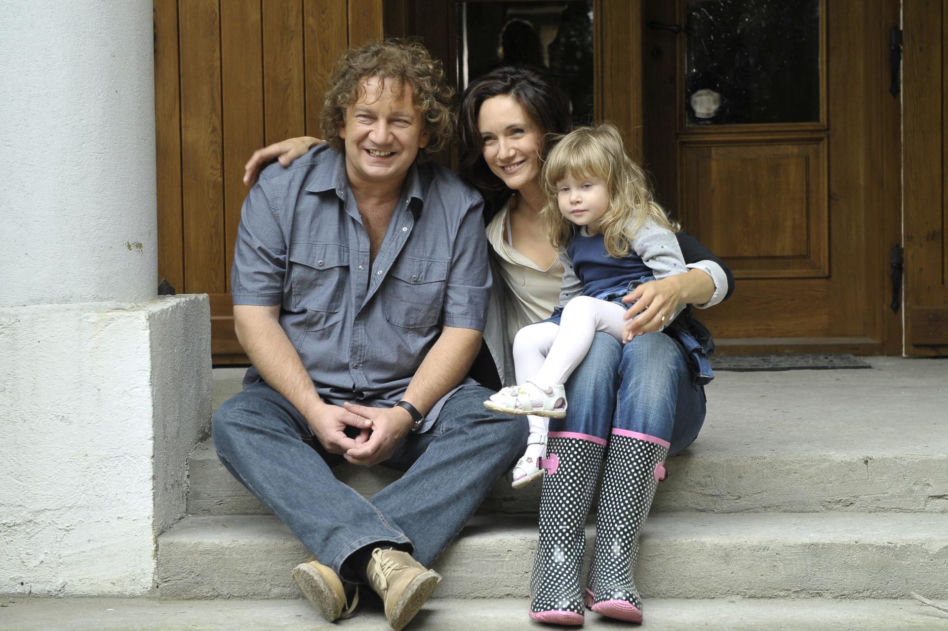 Ranczo. Kusy (Paweł Królikowski), Lucy (Ilona Ostrowska)