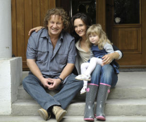 Ranczo. Kusy (Paweł Królikowski), Lucy (Ilona Ostrowska)
