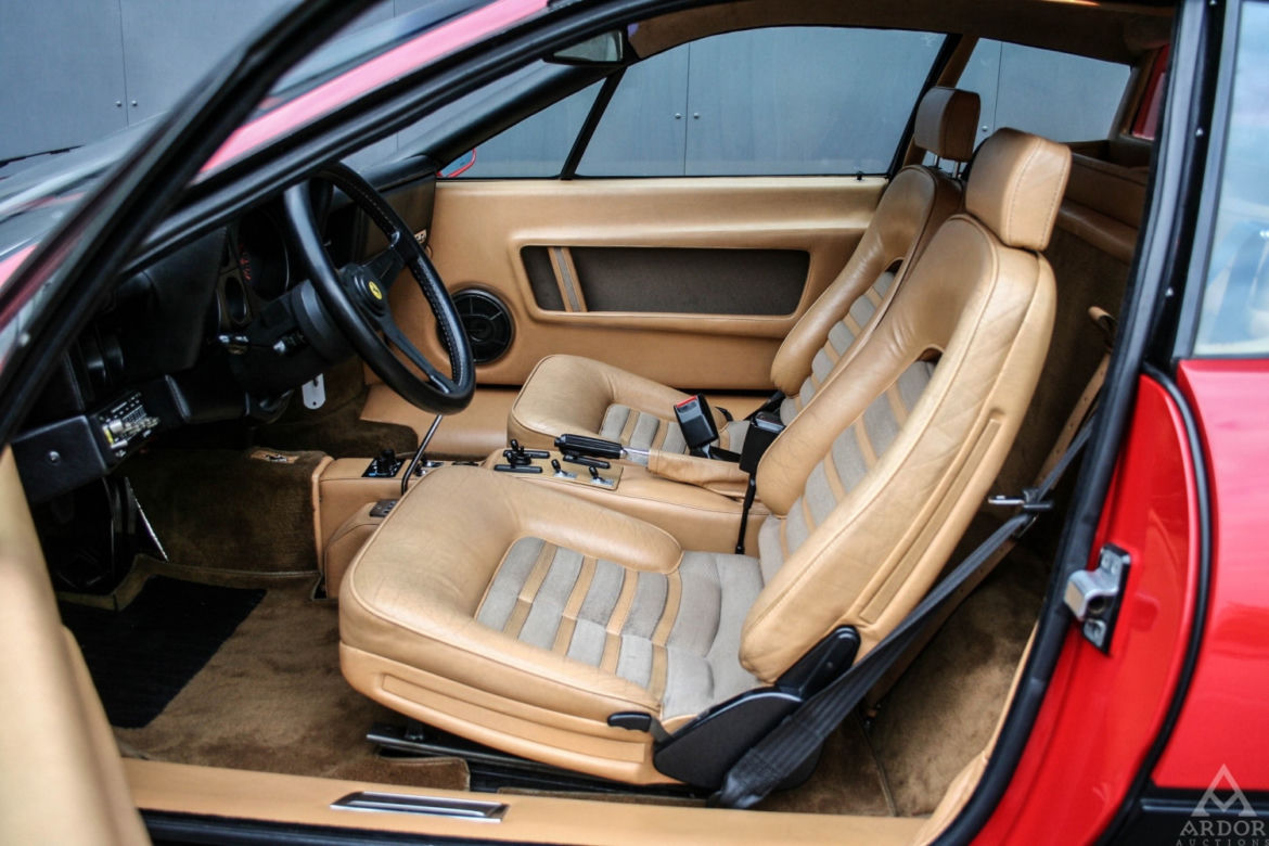 Ferrari 512 BBi rocznik 1982