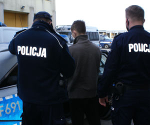 Bolesławiec: Wynajmował im pomieszczenia we własnym domu, a ONI GO ZABILI! Wśród zatrzymanych 17-latek! Co tam się stało?