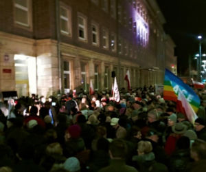 Manifestacja w obronie sądownictwa w Szczecinie