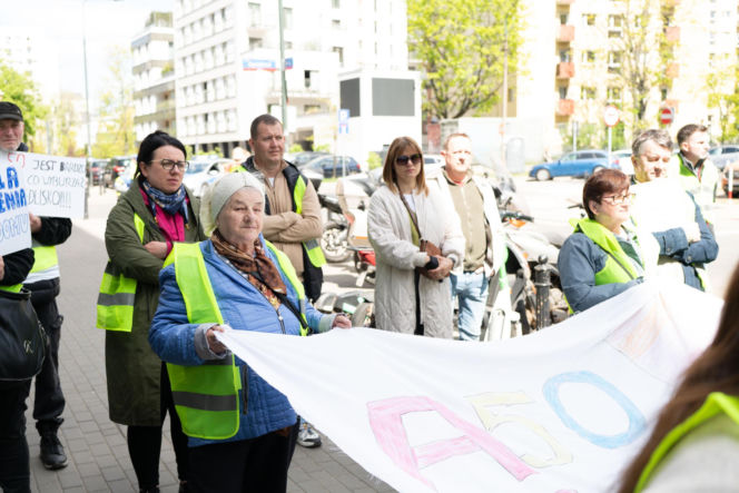 Dramat setek rodzin pod Warszawą! Nowa autostrada zburzy ich domy?! „Żyjemy na bombie”