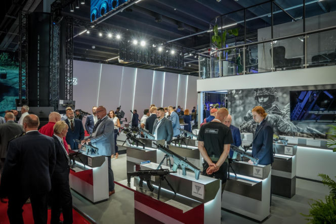 Jaka przyszłość czeka Fabrykę Broni „Łucznik”? MON odpowiada i wyjaśnia strategię zakupową