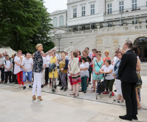 Spotkanie Pierwszej Damy z uczestnikami oraz kadrą Warsztatu Terapii Zajęciowej Caritas Diecezji Drohiczyńskiej w Bielsku Podlaskim