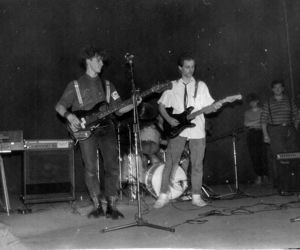 Black Flower - koncert w Domu Kultury Stomil 1988
