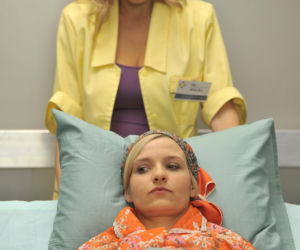 W serialu grali m.in. Anna Przybylska, Katarzyna Cichopek, Joanna Koroniewska, Krzysztof Kowalewski, Hanna Śleszyńska, Paweł Wawrzecki i Piotr Gąsowski.