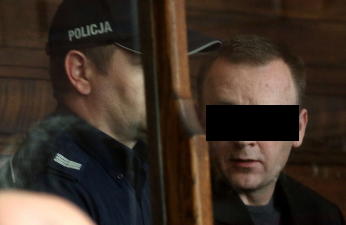 Skatowany Szymonek umierał kilka dni w cierpieniu. Z bólu odgryzł sobie kawałek wargi