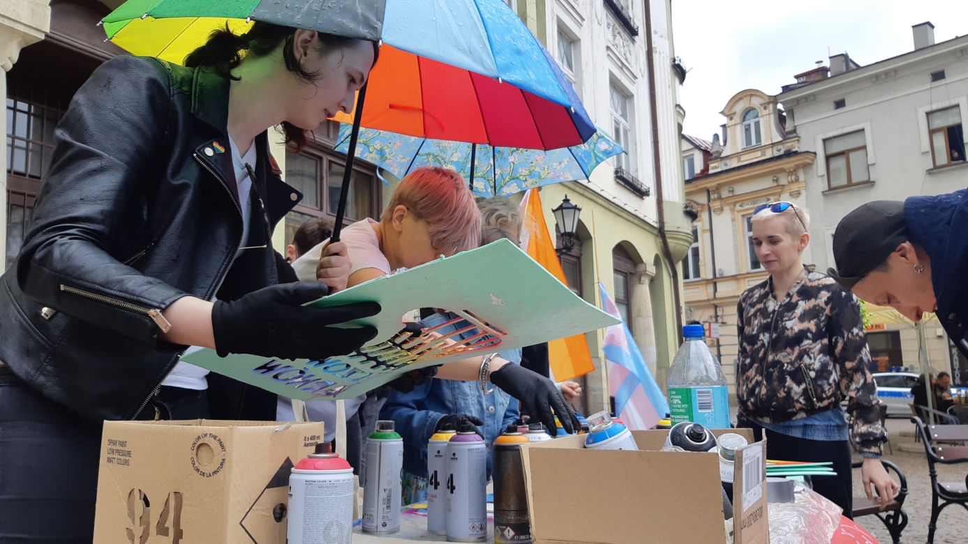  Happening uliczny „Queer is here!”. Tarnów chce być  miastem tolerancyjnym