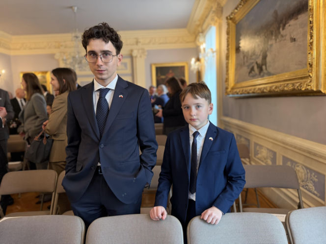 Wręczenie Krzyża Wielkiego Orderu Zasługi RP rodzicom Michaela Ollisa w Waszyngtonie, DC