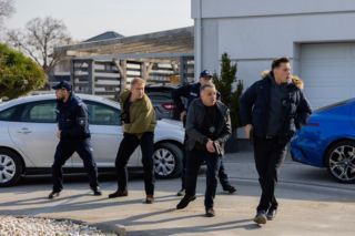 Pierwsza miłość, odcinek 4212: Makabryczne odkrycie policji - w kałuży krwi leży postrzelony Bolesław