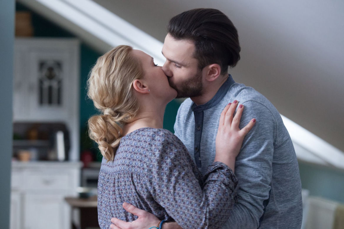 Przyjaciółki 5 sezon odc. 55. Anka (Magdalena Stużyńska), Maciek (Krzysztof Wach)