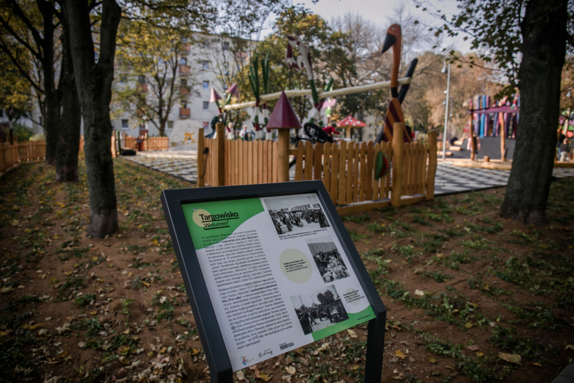 Plac zabaw nie tylko dla dzieci. Na warszawskich Bielanach powstała wielopokoleniowa strefa rekreacji i wypoczynku 